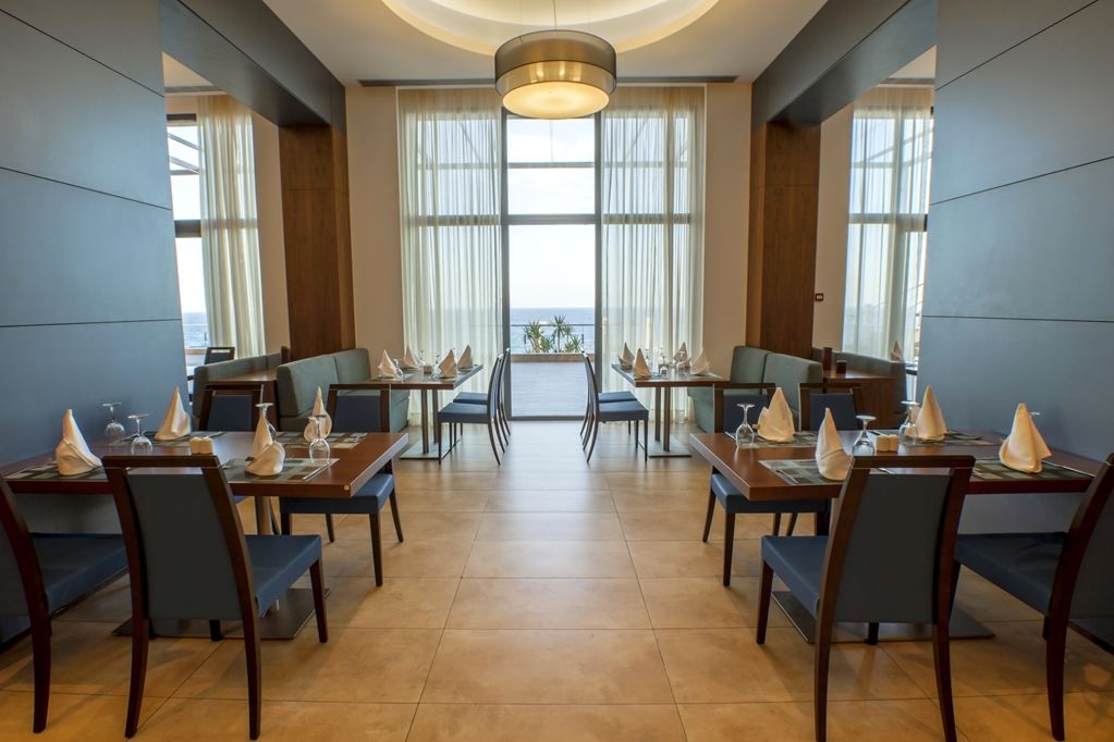 Royal Tulip Skikda Filfila Restoran fotoğraf