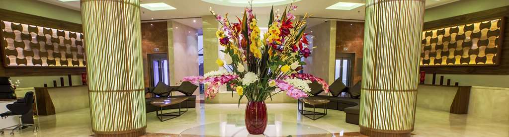 Royal Tulip Skikda Filfila İç mekan fotoğraf
